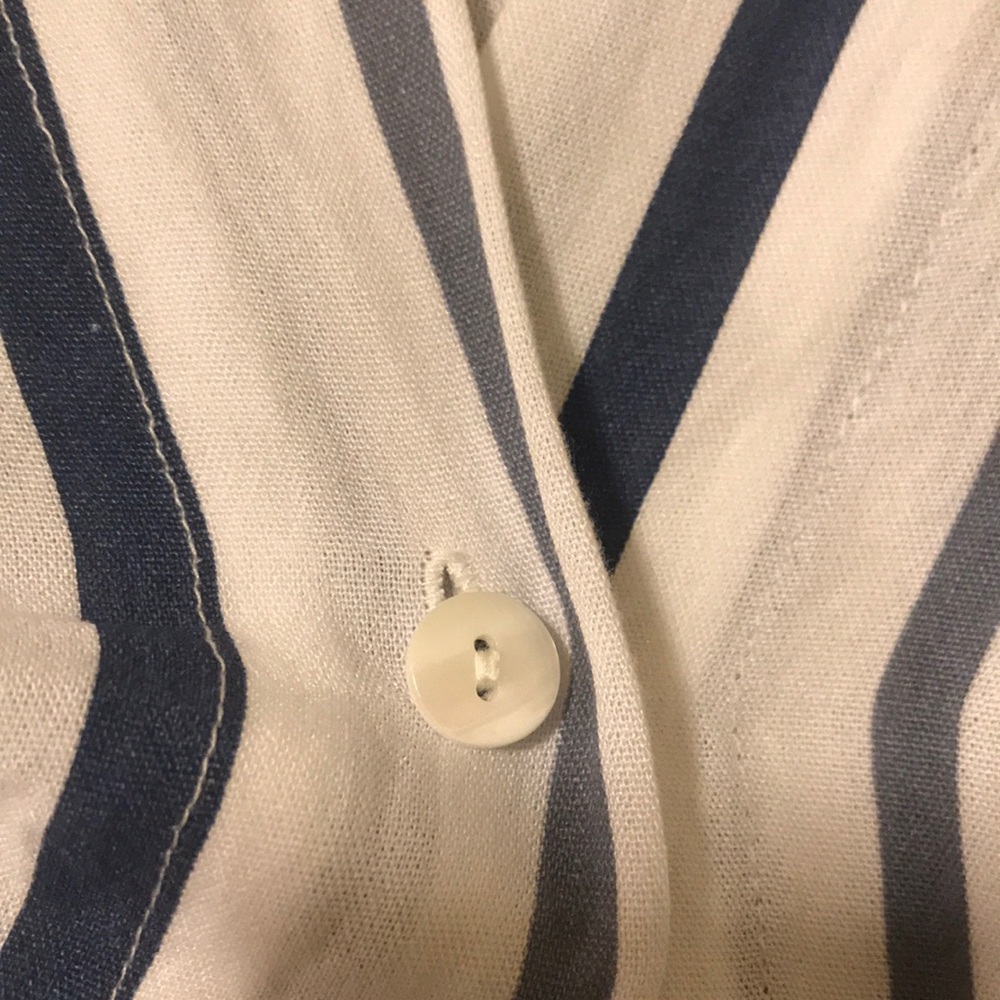 Shirt - Picture 2 of 6